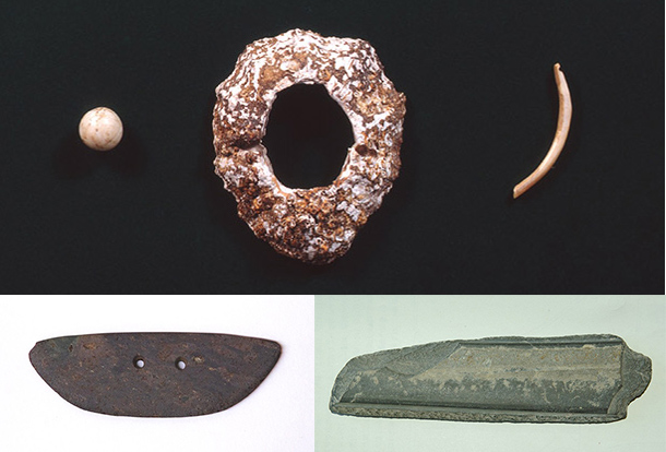 上左から貝玉、貝輪未成品、釣針、下左から石包丁、石剣未成品（姪浜遺跡）