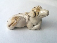 白磁犬像（博多遺跡群第213次調査）宋商人の愛玩品か