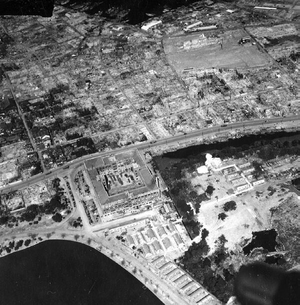 大濠公園・福岡城趾空撮（部分）